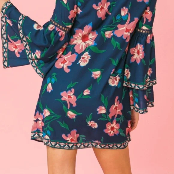 Flying Tomato Choker Neck Shift Dress - Picture 8 of 9